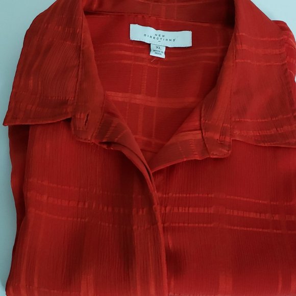 *NEW DIRECTION* STUNNING RED BLOUSE - Picture 15 of 15